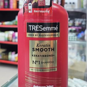 TRESemme' Keratin Smooth Shampoo 380 ml .(Exp 8.2.28)