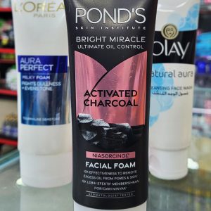 Ponds Activated Charcoal Facial Foam 100 g .Made in indonesia (14/9/27)