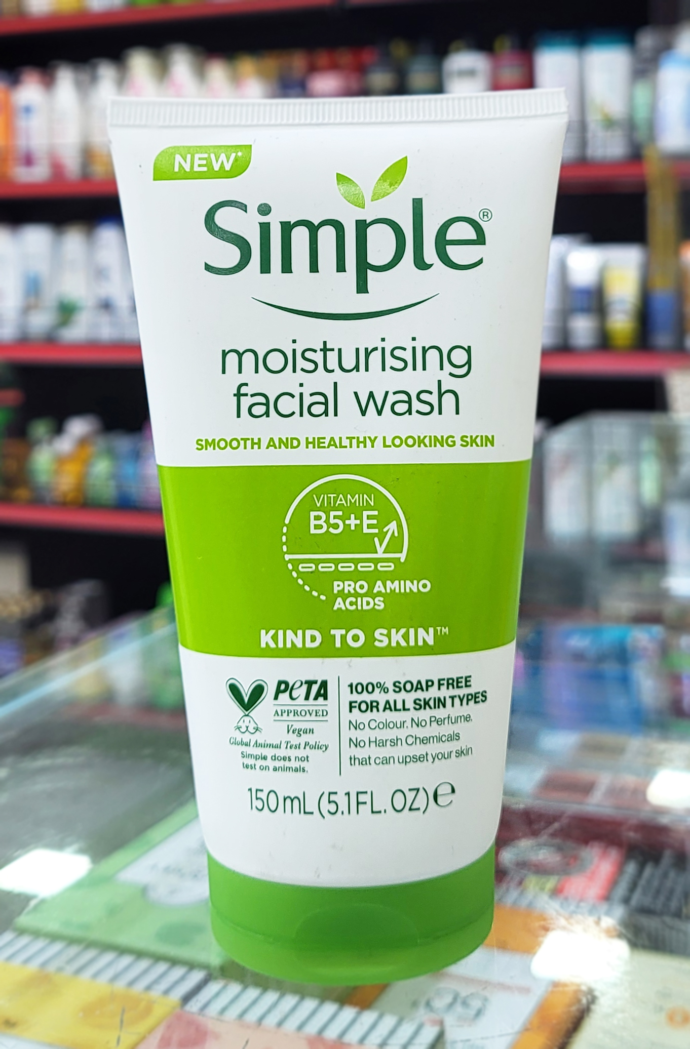 Simple moisturising wash 150 ml . (Exp 9/27)