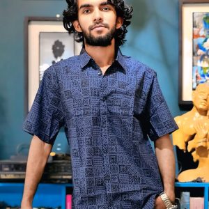 Men’s Half Sleeve Aarong cotton Shirt( Size :L/XL)