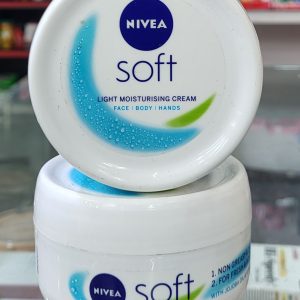 NIVEA Soft Light Moisture 200 ml (Exp 7/27)Made in india