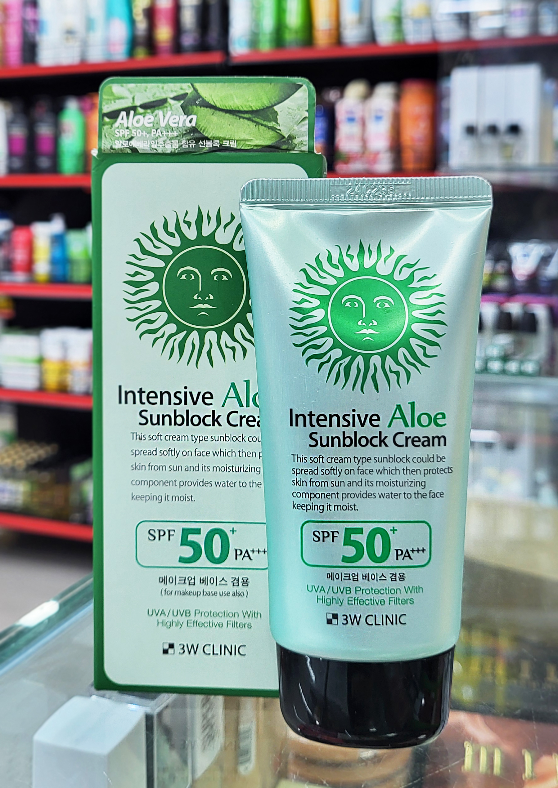 Intensive Aloe Sunblock Cream 70 ml SPF 50+.Made in Korea