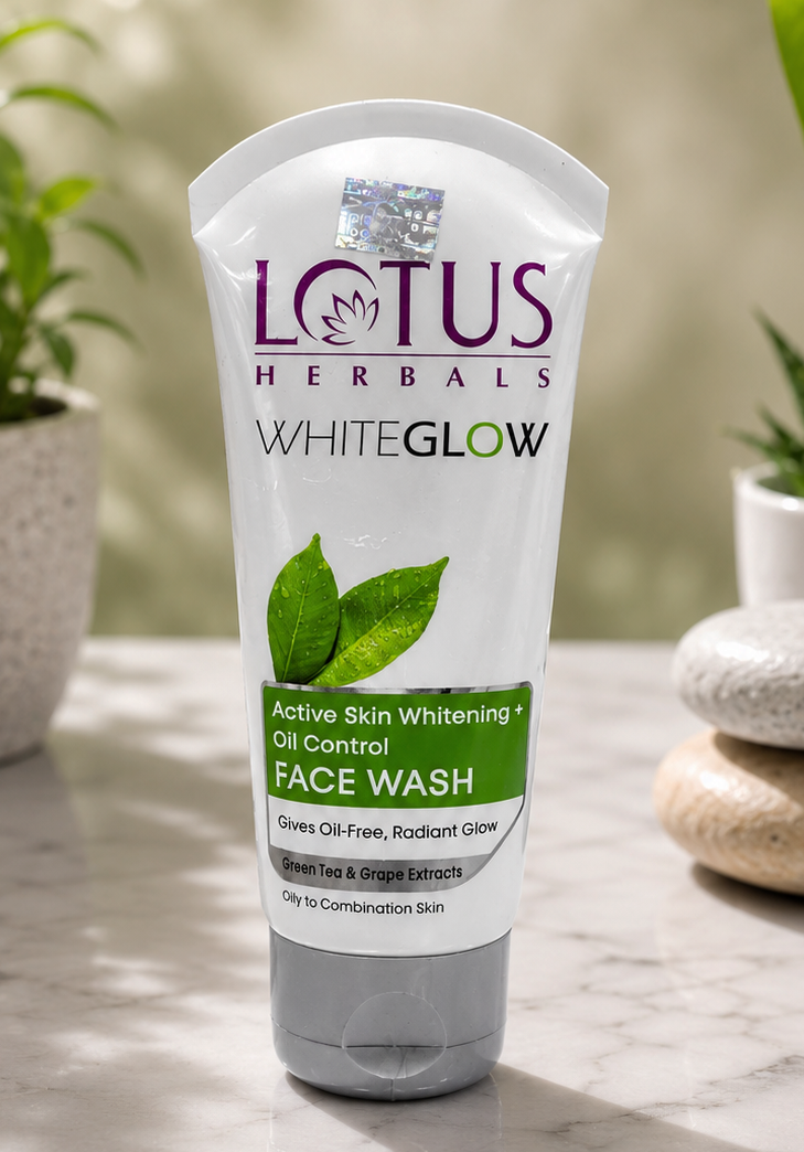 LOTUS Herbals White Glow skin whiting+oil control 100g. Made in India