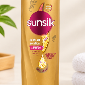 Sunsilk Hairfall Solution Shampoo 300 ml (Exp 1/5/28)Manufactured in Thailand