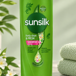 Sunsilk lively clean Shampoo 300 ml (Exp 26/7/28)Manufactured in Thailand