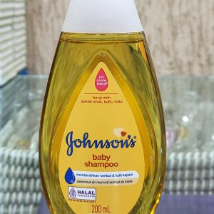 gohnsons Baby shampoo 200 ml (20/11/28)Made in Indonesia