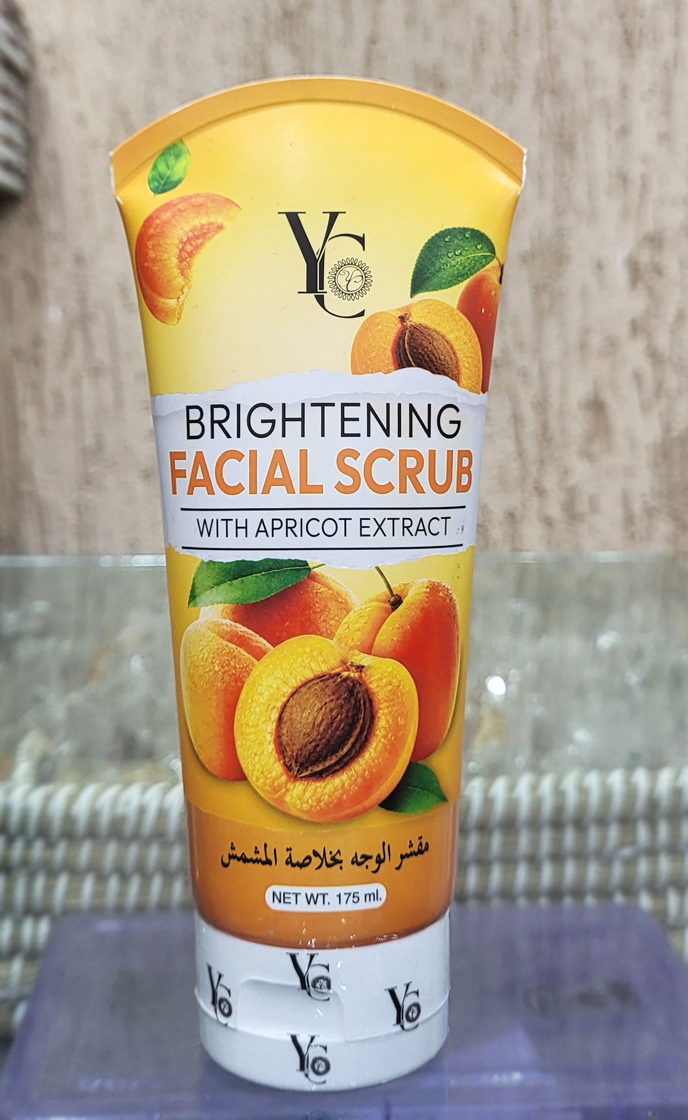 YC Brightening Facial Scrub 175 ml Made in Thailand (Exp 9/31)