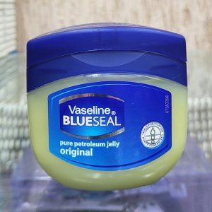 Vaseline Blueseal petroleum jelly Oroginal 250 ml (12/28)Manufactured by South Africa